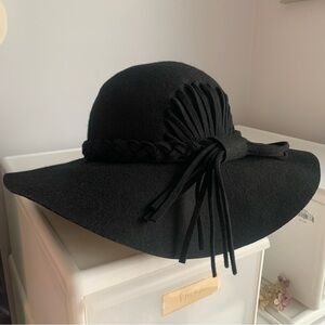 Bebe 100% Wool Black Flex Soft Felt Hat Wide Brim